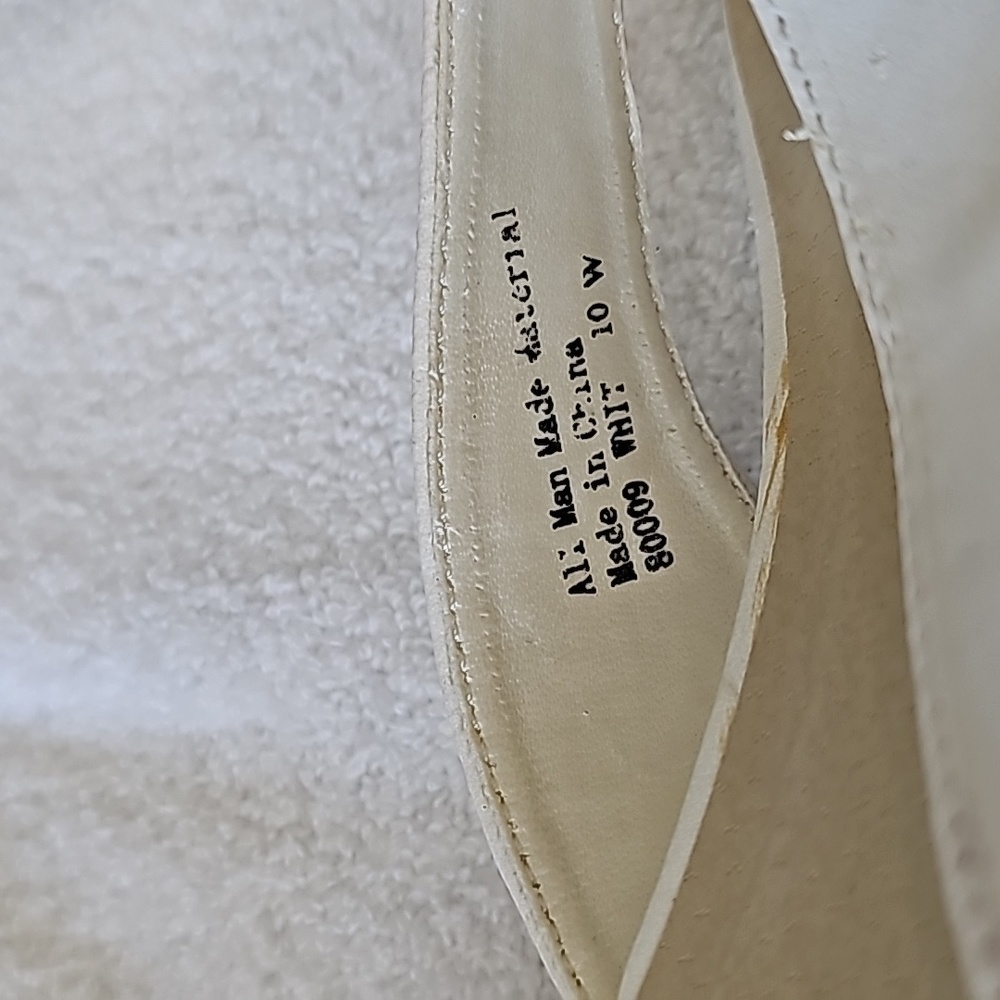 BOSTON DESIGN STUDIO SANDLES - Picture 4 of 4